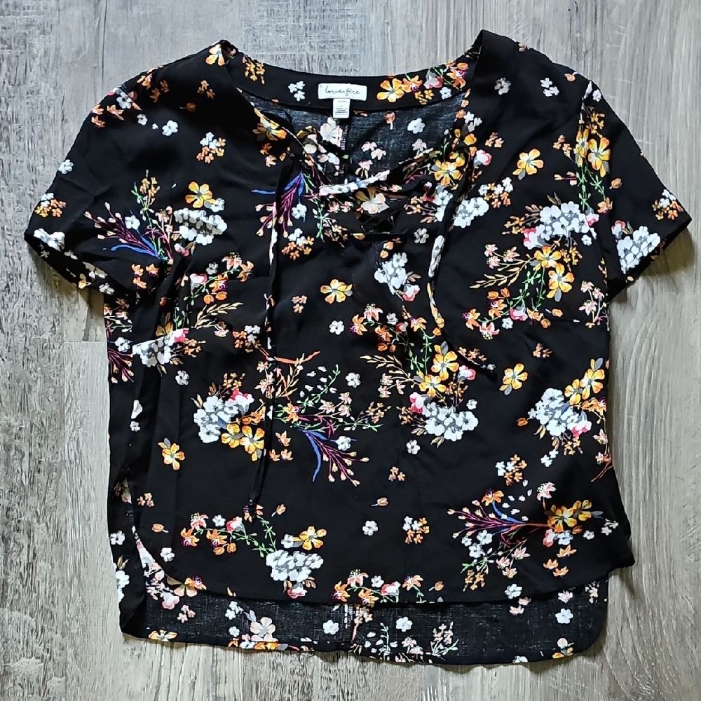 NWOT Love Fire Knox Black Floral Slightly Cropped Blouse